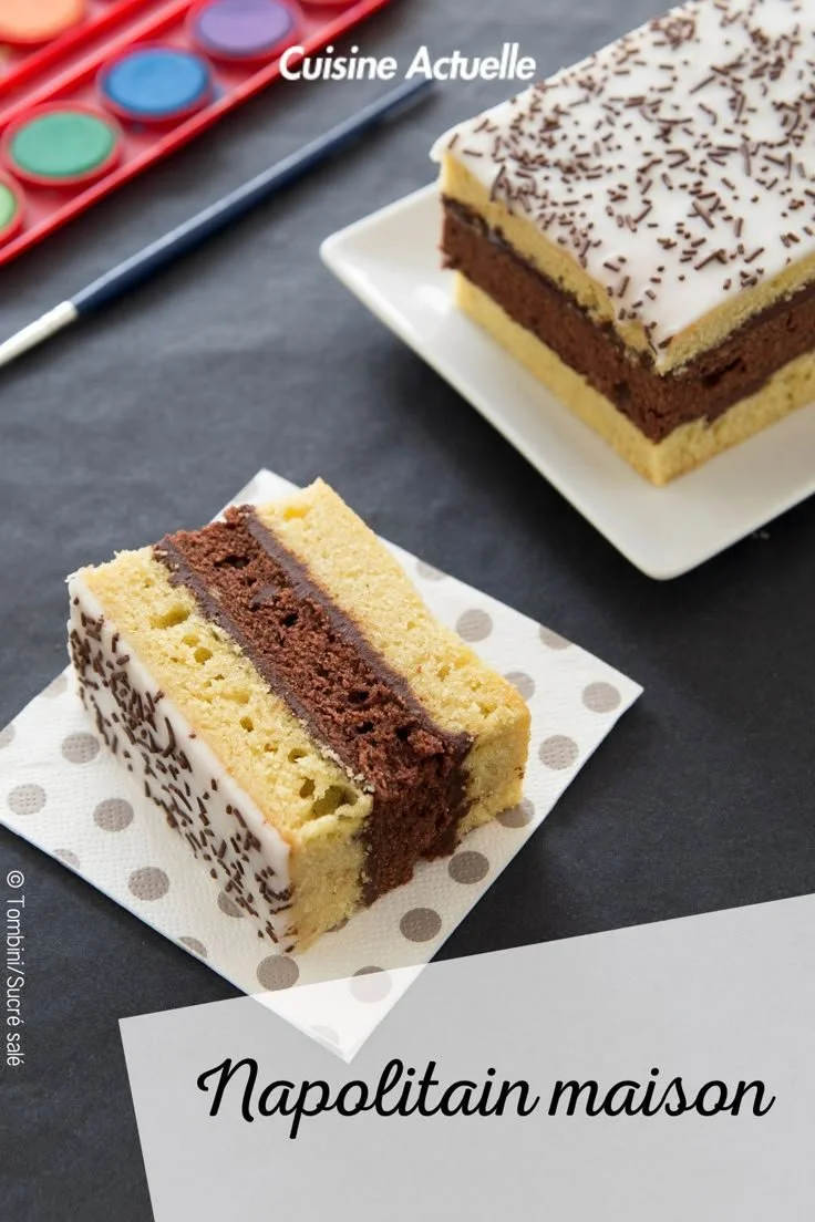 Recette de napolitain maison avec génoise et chocolat