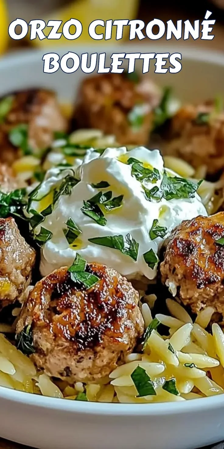 Plat d'Orzo Citronné avec boulettes crémeuses de feta